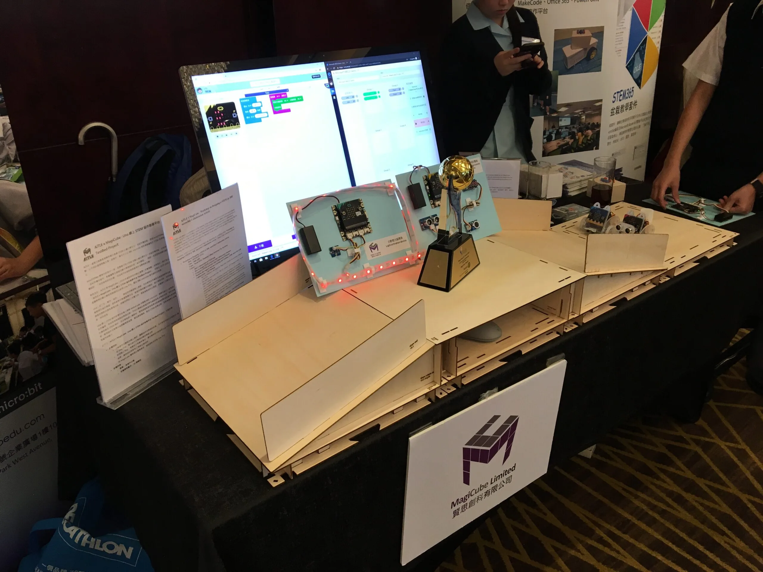 Una x IMSC booth in Microsoft Education Fair 3