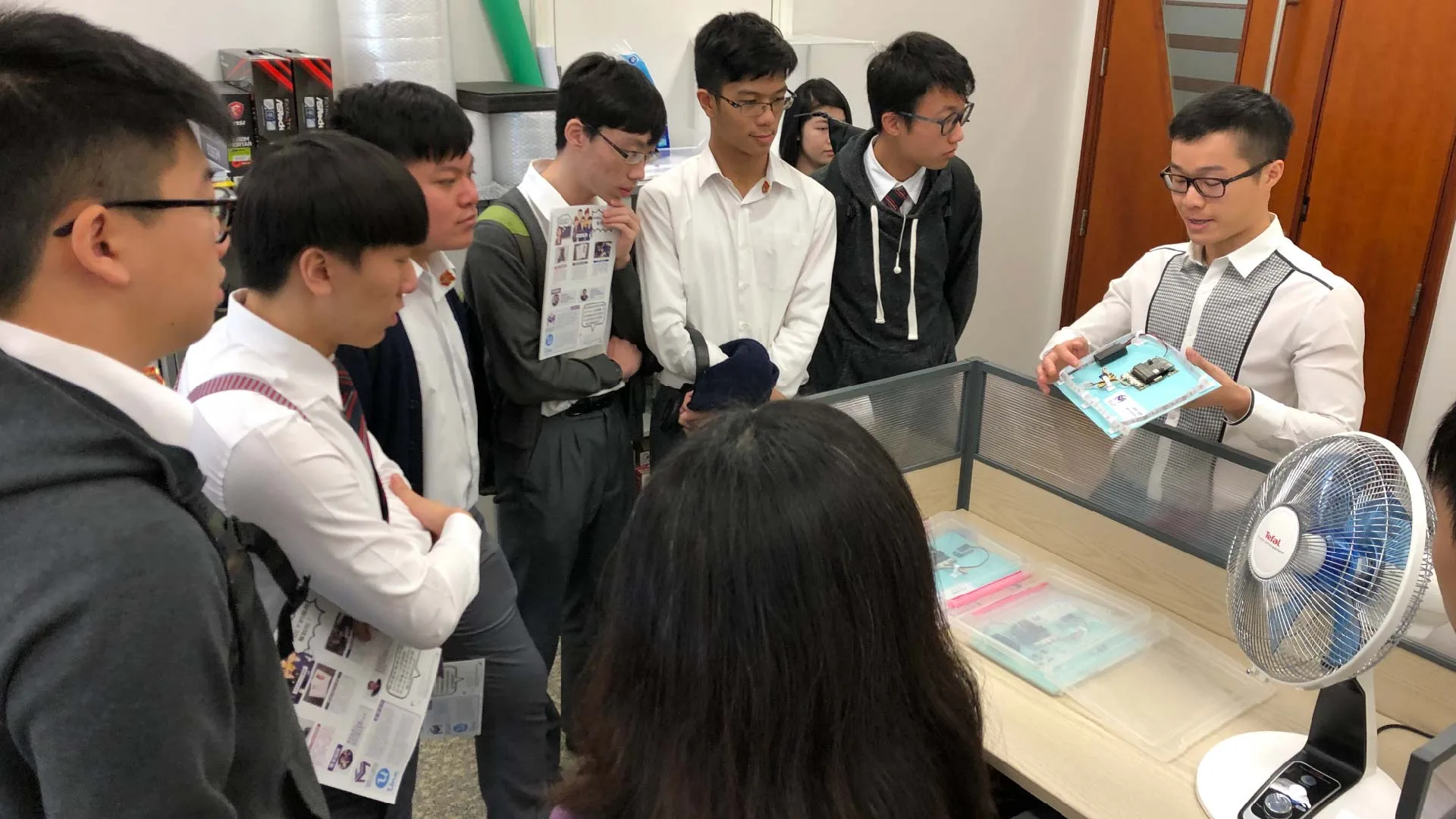 DBS students visit 2