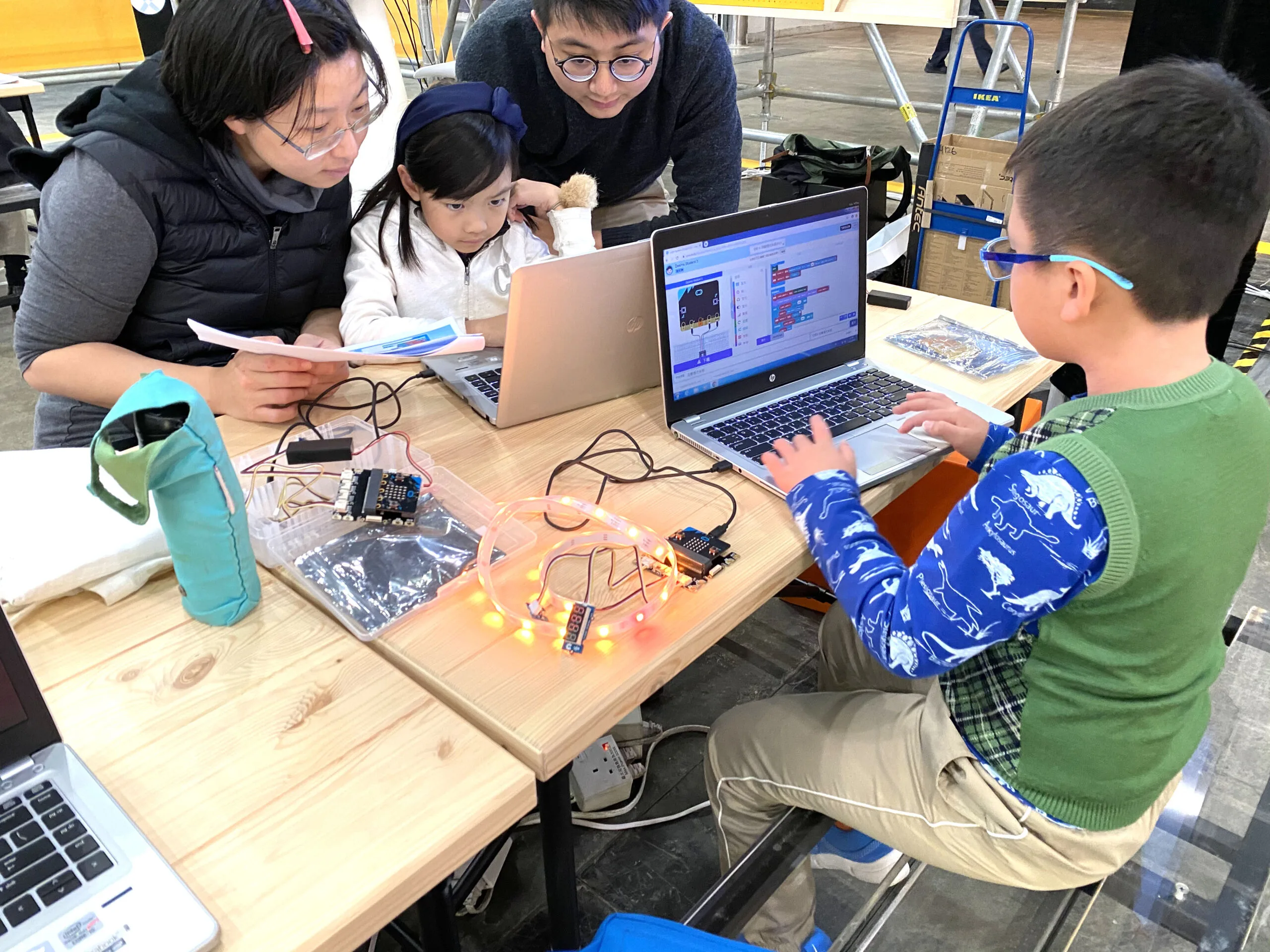 STEM maker with parents and student